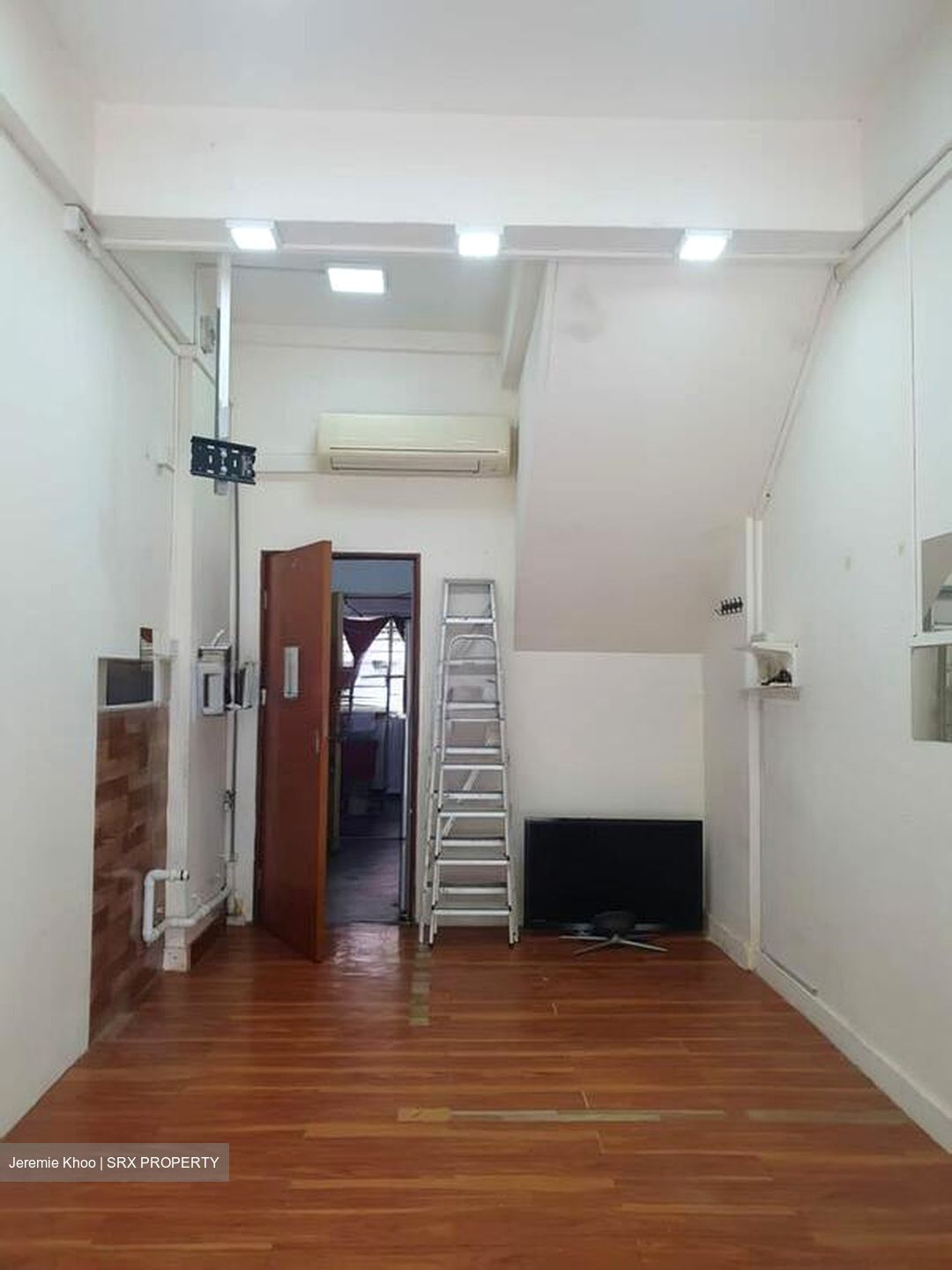 Clementi West Street 2 (D5), Shop House #495537031